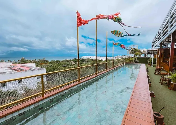 Rooftop With Ocean View And Pool